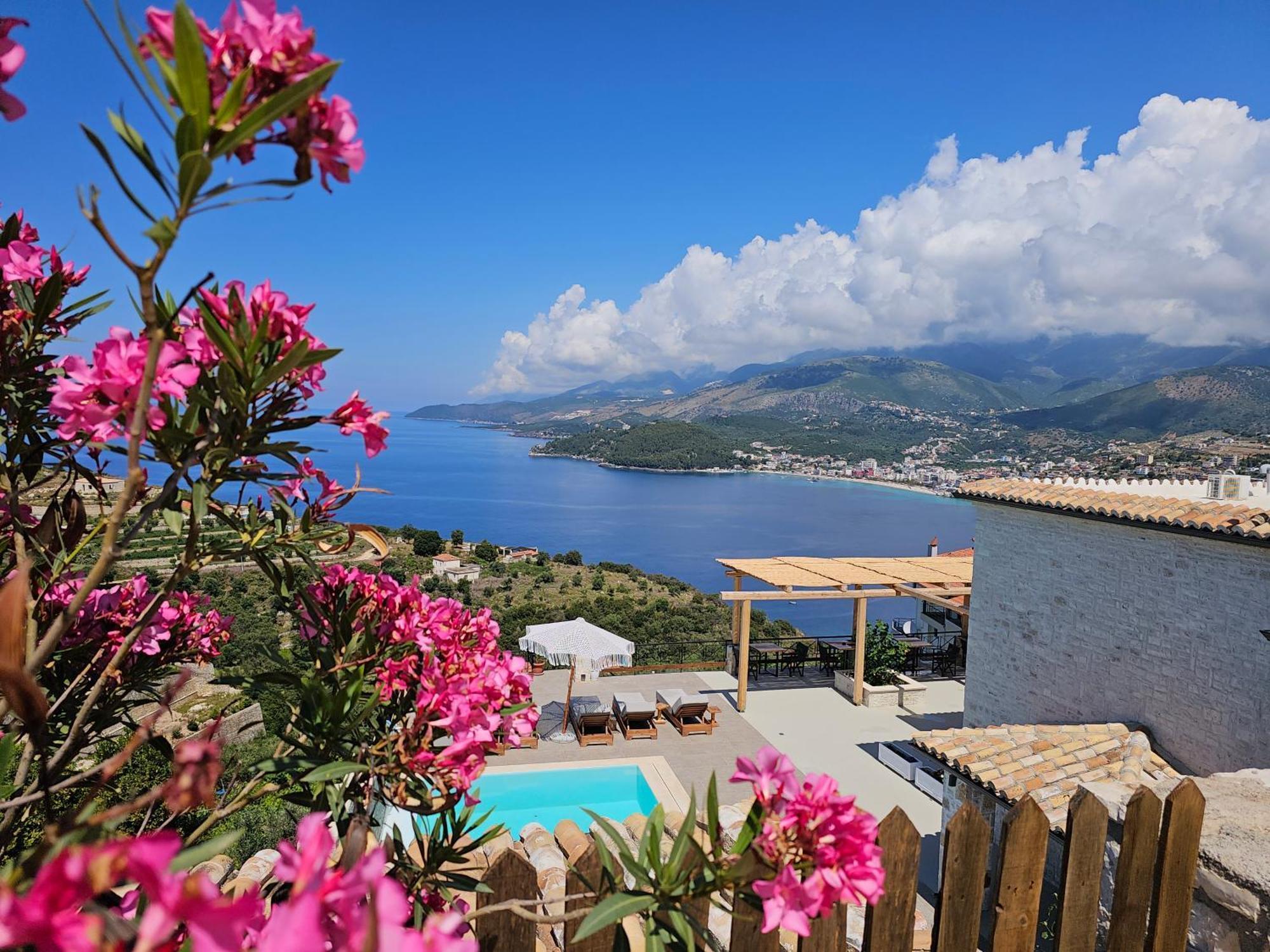 Argileos Appartement Himare Buitenkant foto