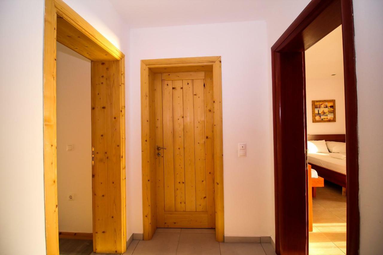 Argileos Appartement Himare Buitenkant foto