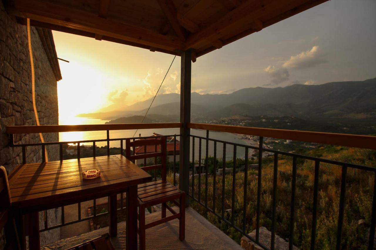Argileos Appartement Himare Buitenkant foto